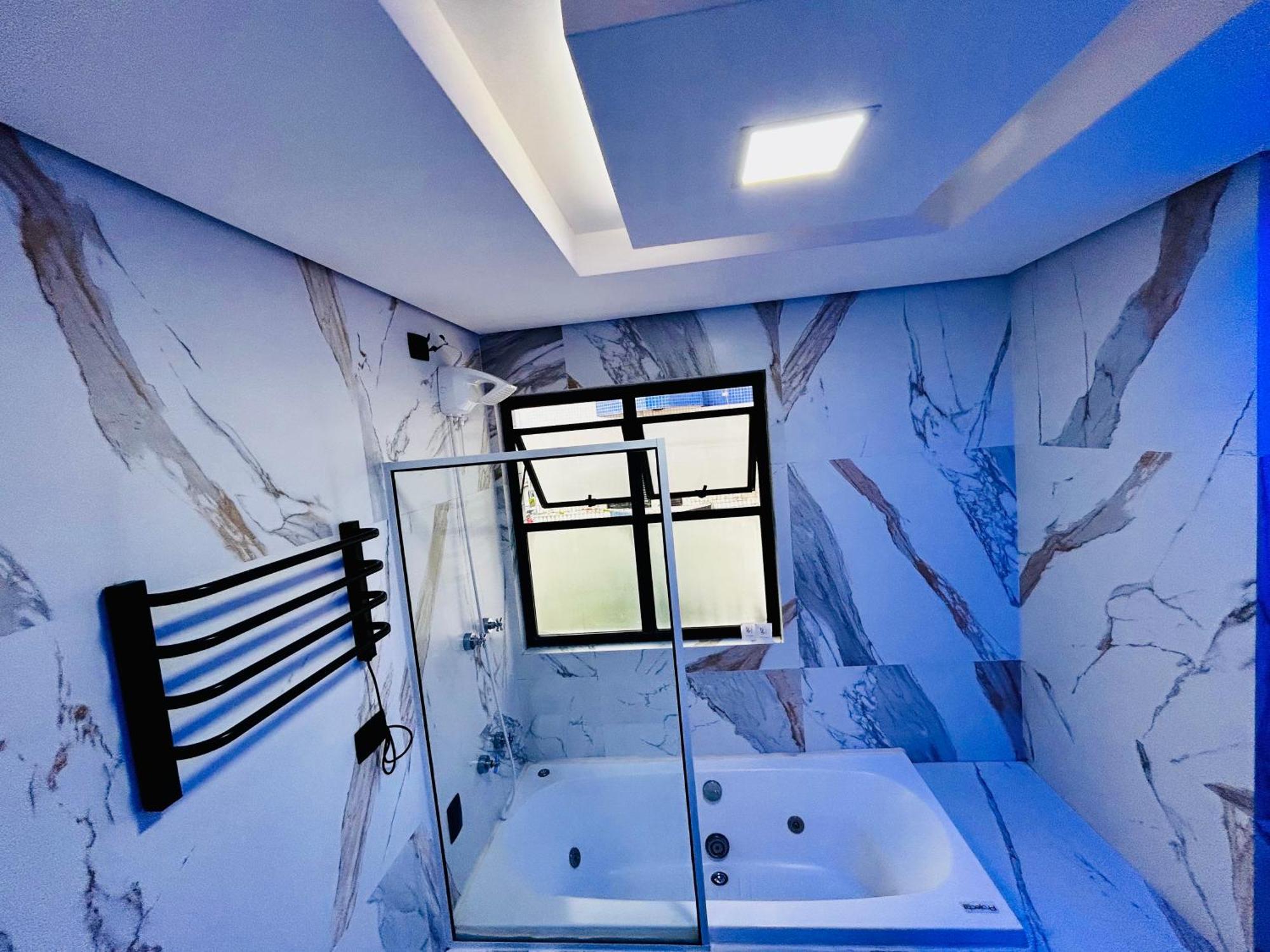 Flat -Hidromassagem Privativa E Piscina A 500 Mts Da Praia Sao Vicente  Luaran gambar